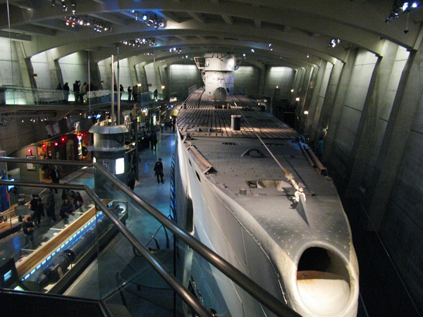 O submarino U-505, inteiro, aberto para visitação no museu. Foto: GC/Blog Vambora!