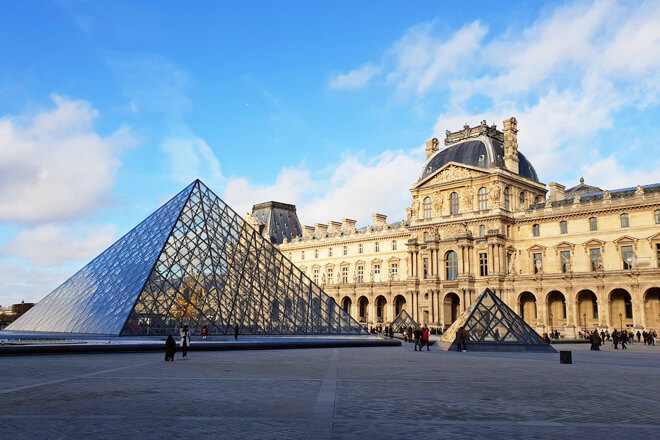 Museu do Louvre sem filas