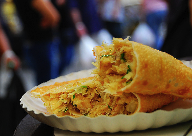 pastel de Bacalhau. Foto: Eli K Hayasaka, Flickr pastel de bacalhau