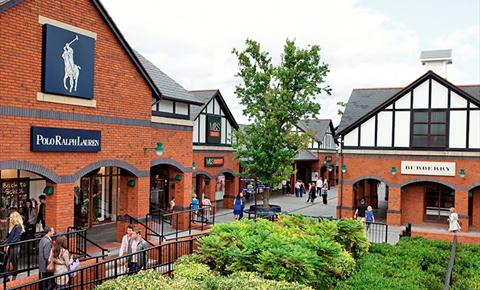 Cheshire Oaks Designer Outlet na Inglaterra