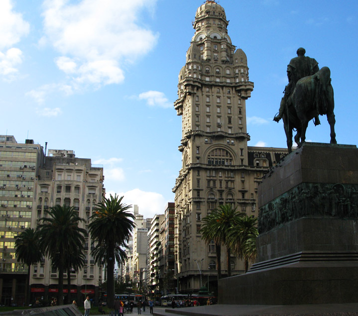 Plaza Independencia em Montevidéu. Foto: GC/Blog Vambora