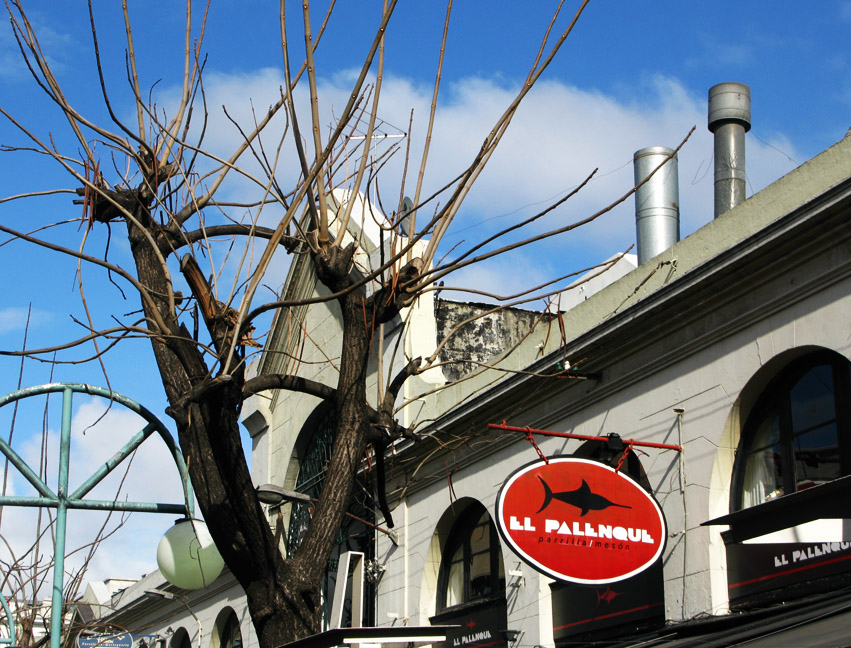 El Palenque no Mercado del Puerto em Montevidéu