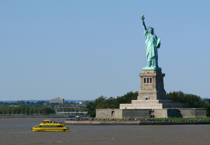 Vista da estátua da Liberdade do ferry até Staten Island