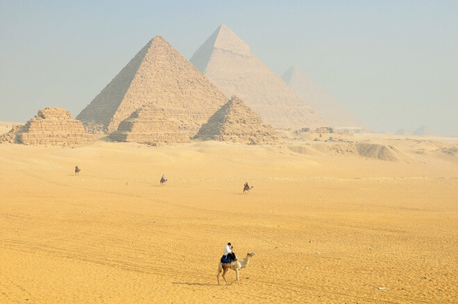 Piramide Gize Egito - 7 maravilhas do mundo
