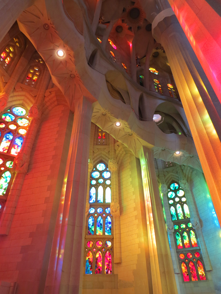 Vitrais na Sagrada Família. Foto: GC/Blog Vambora!