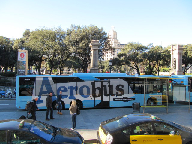 O Aerobus. Foto: wallygrom, Flickr O Aerobus em Barcelona. Foto: wallygrom, Flickr