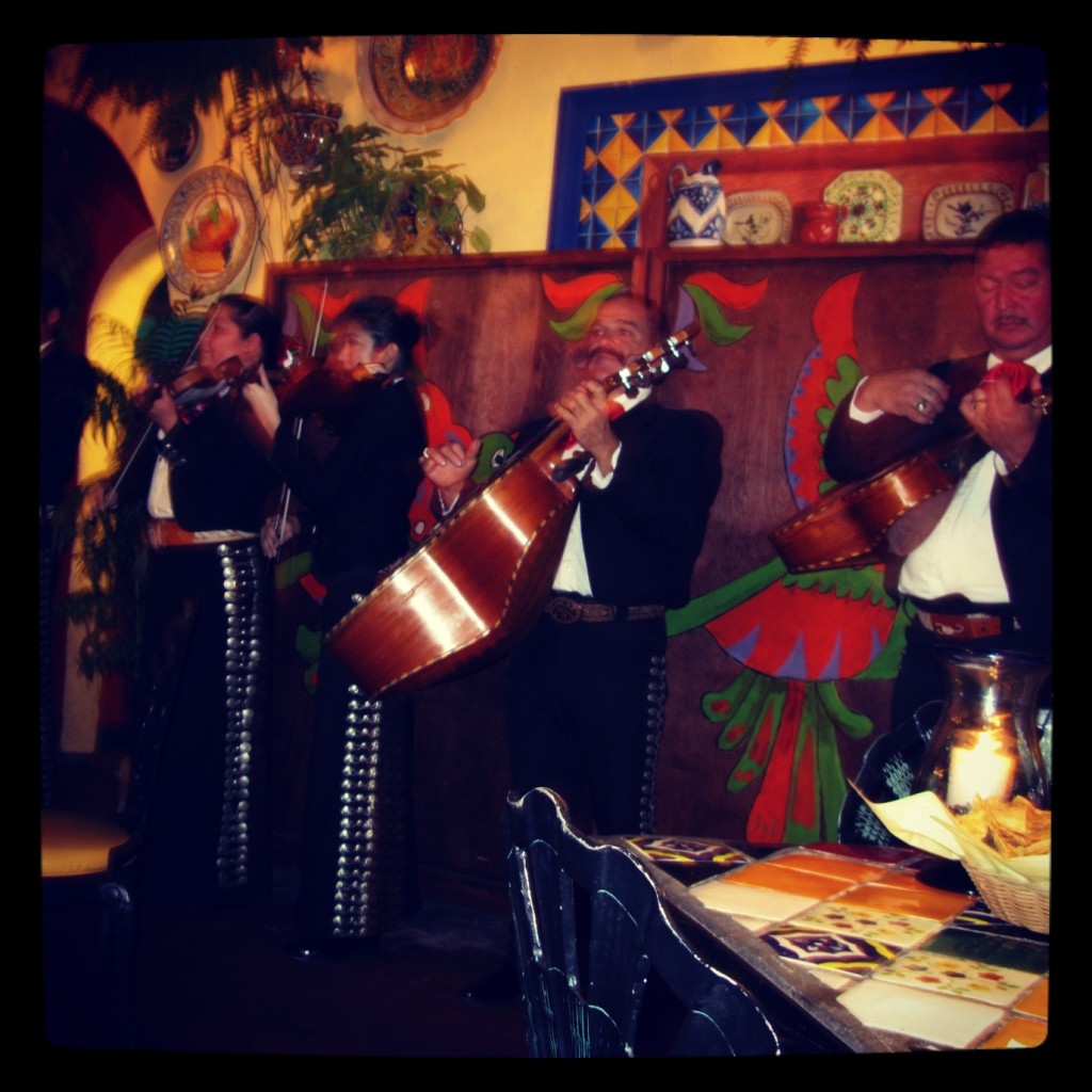 Mariachis Casa Guadalajara. Foto: GC/Blog Vambora!