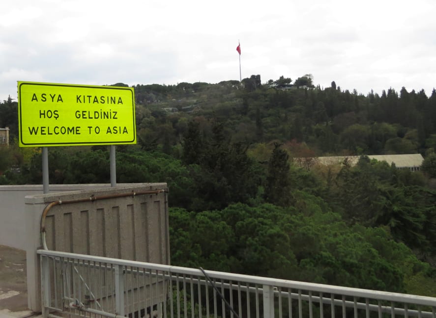 Placa Ásia, ponte Istambul