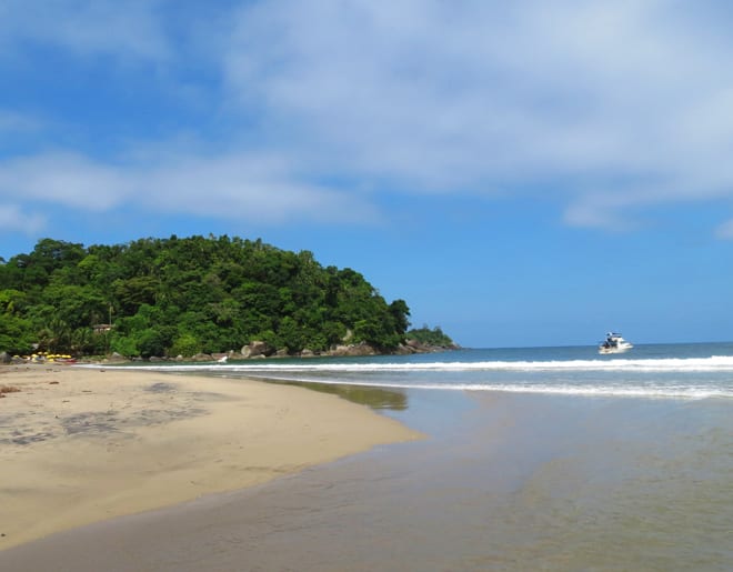 Lado esquerdo da Praia dos Castelhanos