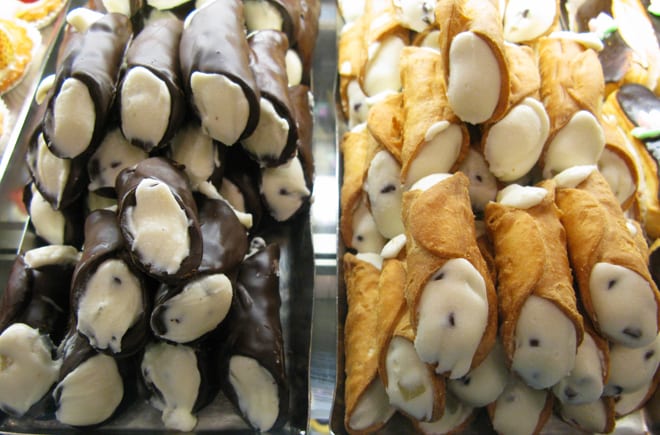 canolli Ferrara Bakery