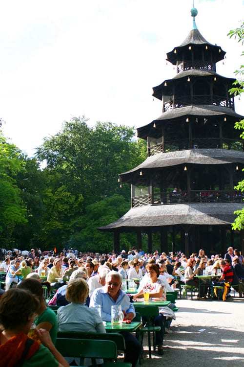 Torre Chinesa Biergarden em Munique