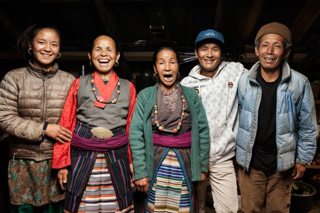 Família nepalesa. Foto: Rafael Saes