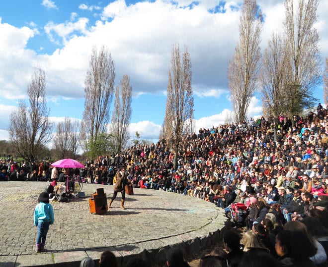 Karaoke no mauerpark em Berlim