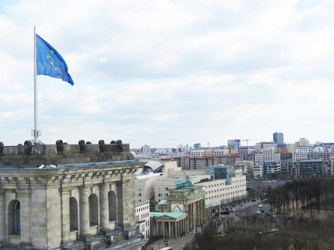 Vista do Portão de Brandemburgo do alto do Reichstag