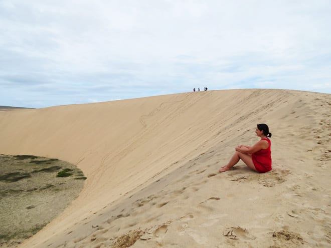 Mulher viaja sozinha