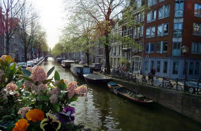Lindo bairro de Jordaan, local ótimo para se hospedar em Amsterdam