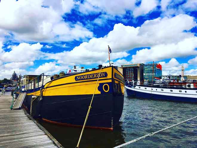 "Casa barco Hotel" The Cabin em Amsterdam. foto: Divulgação