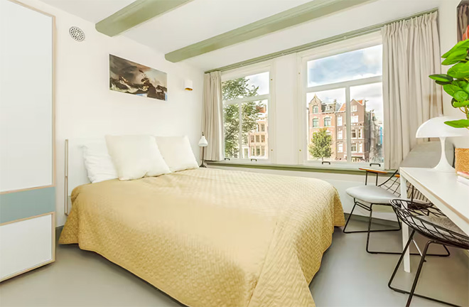 The Red Ox - Super Central Canal View Rooms