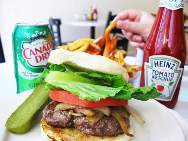 O que comer em Nova York: 10 comidas típicas incluindo é claro, um ótimo hambúrguer! Foto: GC/Blog Vambora! 