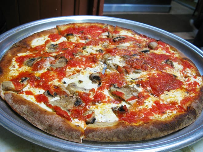 Totono's Pizza em Coney Island