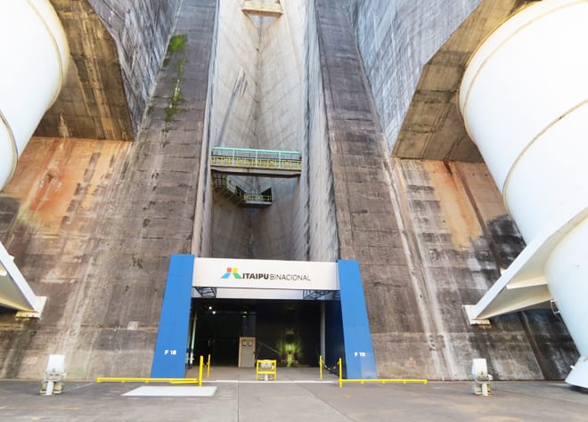 Usina de Itaipu em Foz do Iguaçu