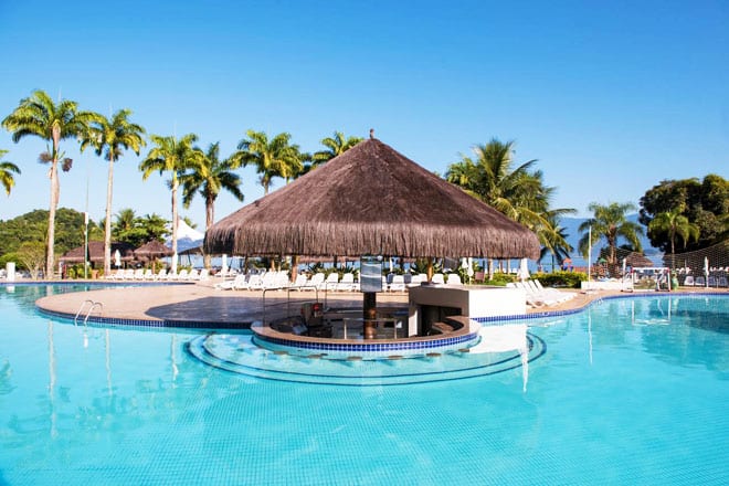 Piscina do hotel Vila Galé em Angra dos Reis. Foto: Divulgação