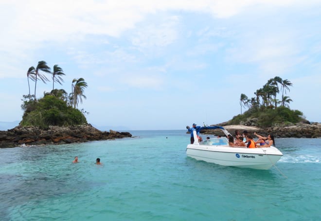 Passeio de lancha nas Ilhas Botinas, em Angra dos Reis. Foto: GC/Blog Vambora!