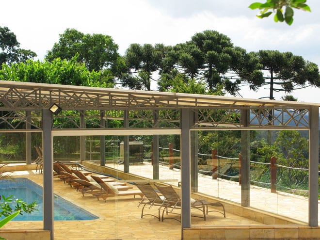 Piscina aquecida Pousada Morada das Nuvens