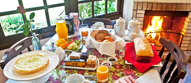 Café da manhã na Pousada Encantos da Terra em Canela. Foto: GC/Blog Vambora!