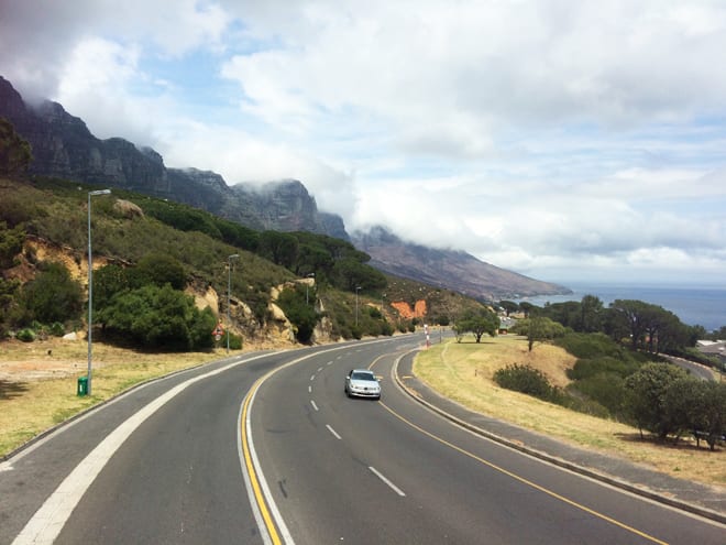 Caminho para Camps Bay na Cidade do Cabo