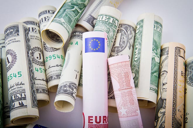 Euro e Dólar