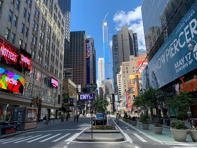 Times Square NY fim da quarentena