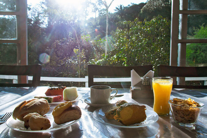 Cafe da manha - Hotel Fazenda Santa Barbara