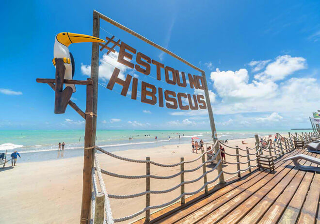 Hibiscus Beach Club, na praia de Ipioca, pertinho de Maceio