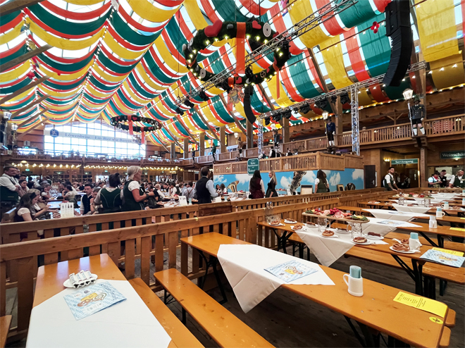 Mesas reservadas na Oktoberfest