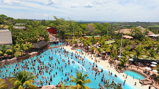 Maior Piscina de Ondas do Estado de São Paulo