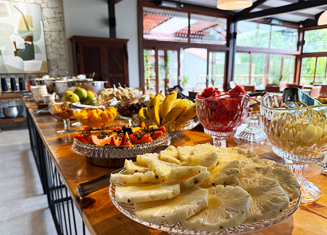 Café da manhã maravilhoso do Natureza Eco Lodge
